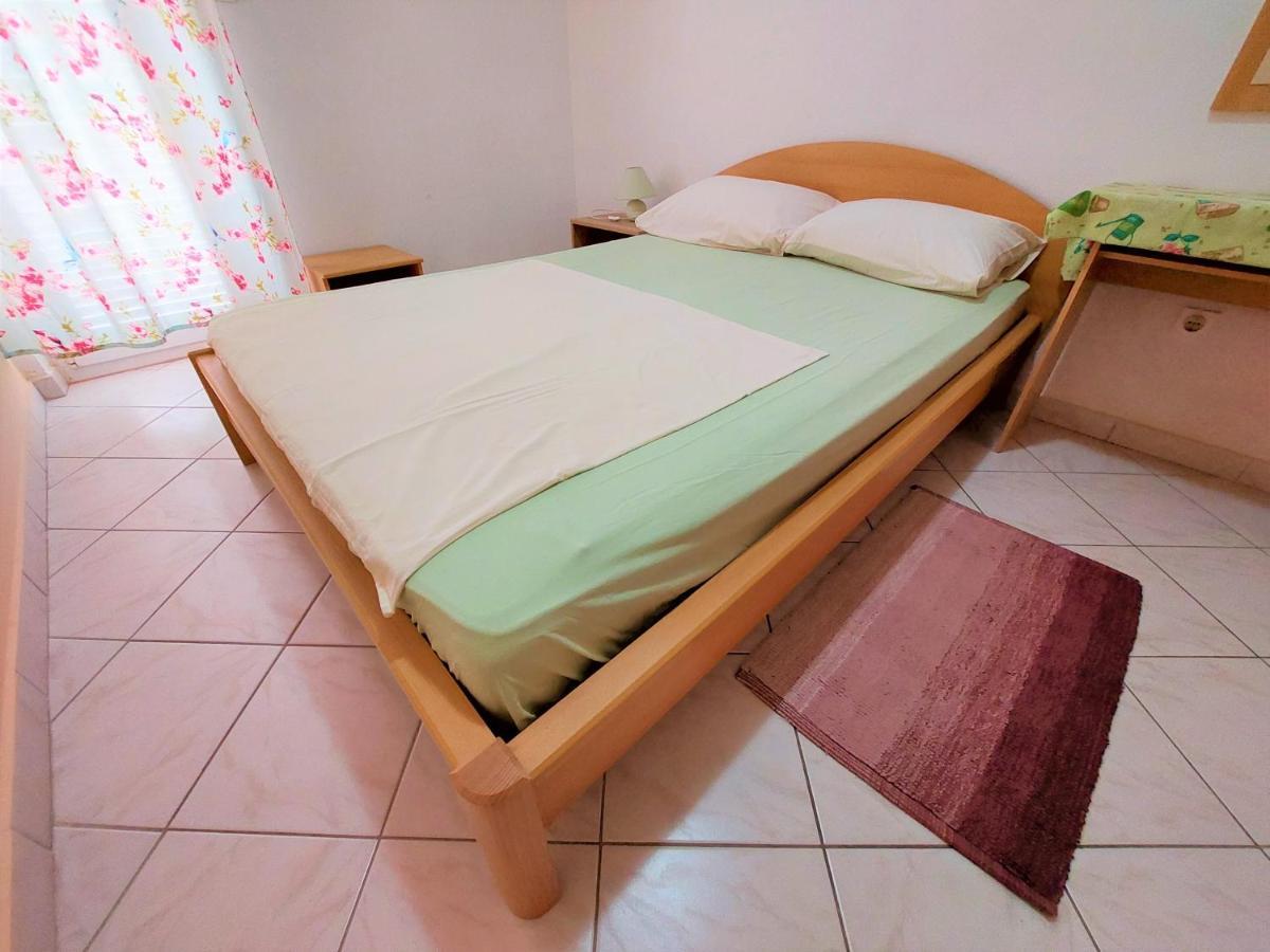 Apartments Neva & Neva Beach House 斯里马 外观 照片