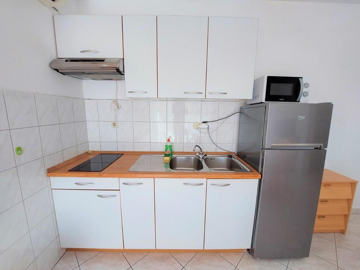 Apartments Neva & Neva Beach House 斯里马 外观 照片